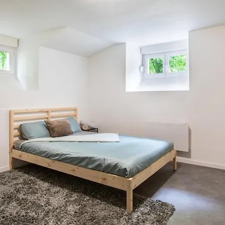 Spacieux Studio, Maison De Maitre, Parking Prive Sur Place, Centre *