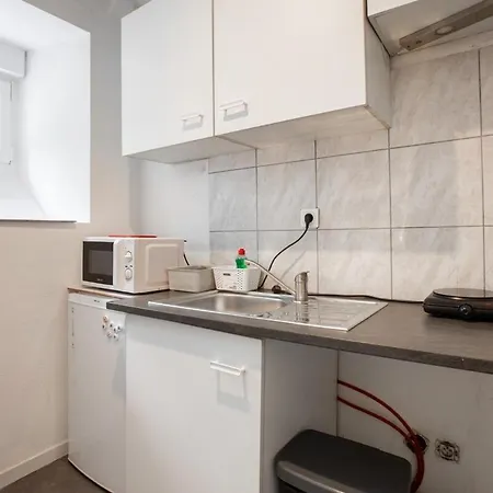 Apartment Spacieux Studio, Maison De Maitre, Parking Gratuit Sur Place, Centre